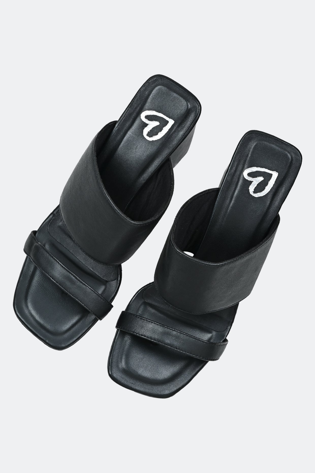 Rosa Black Heel