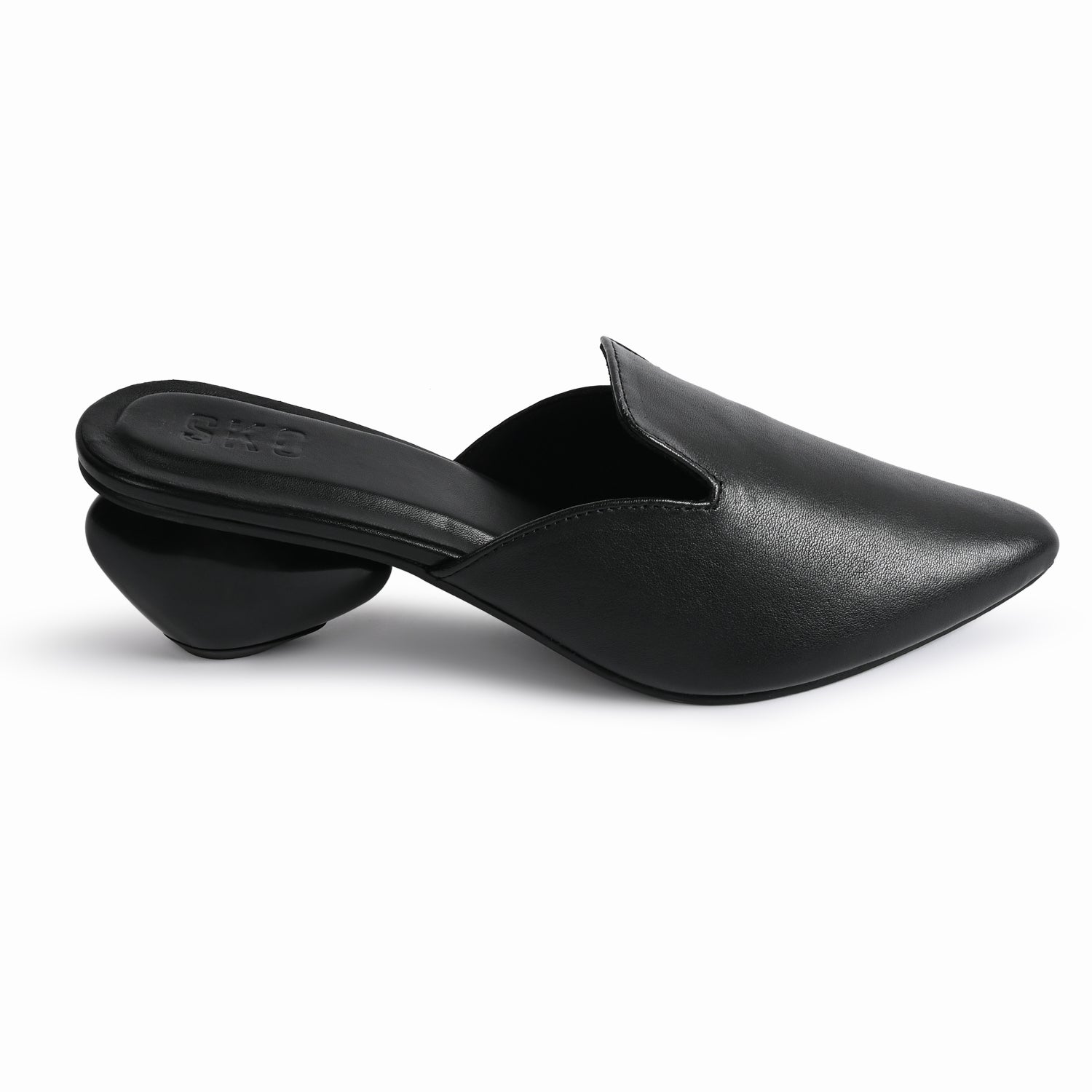Cobble Mule Heels in Black