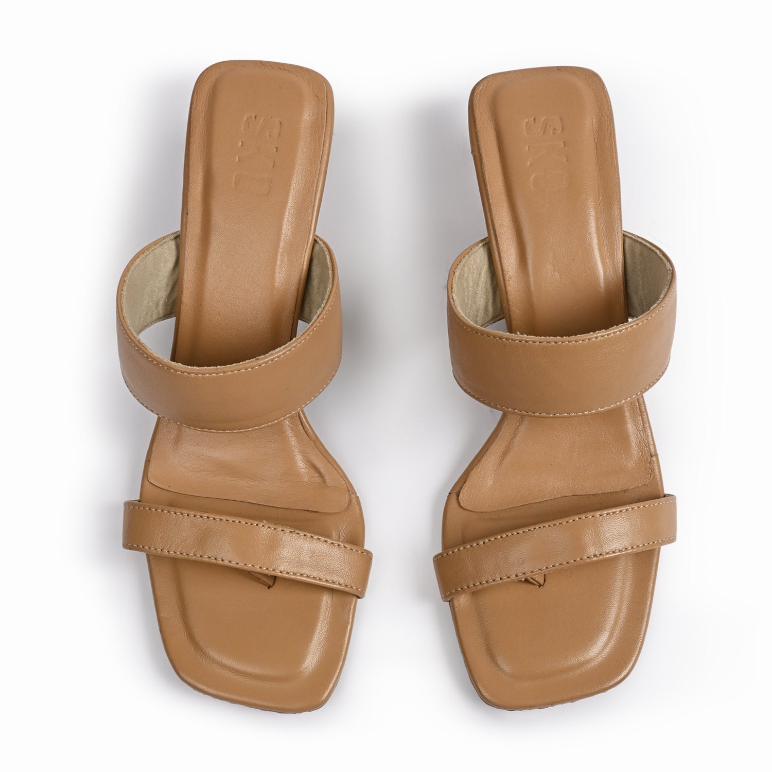 Pebble Heels in Nude