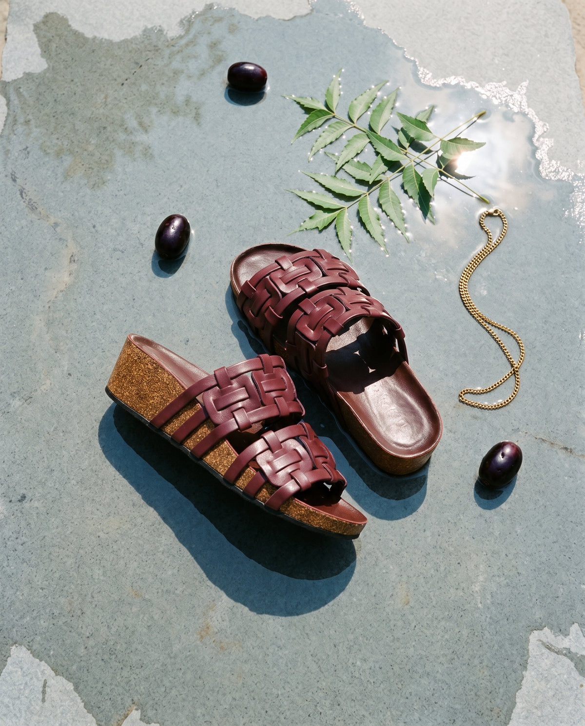 Malaga Cork Wedges in Maroon