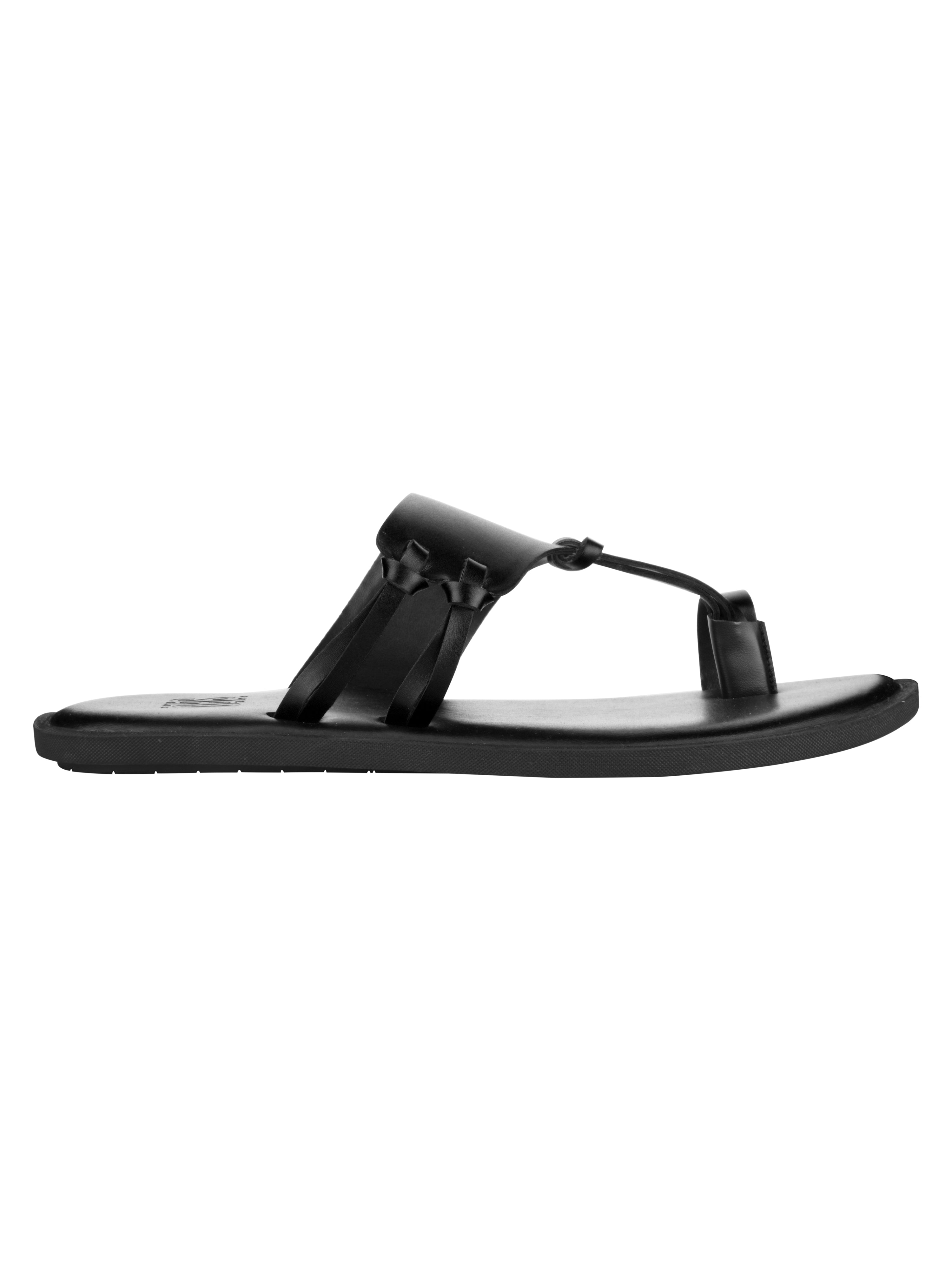 Indy Kolhapuri Slippers For Men in Black