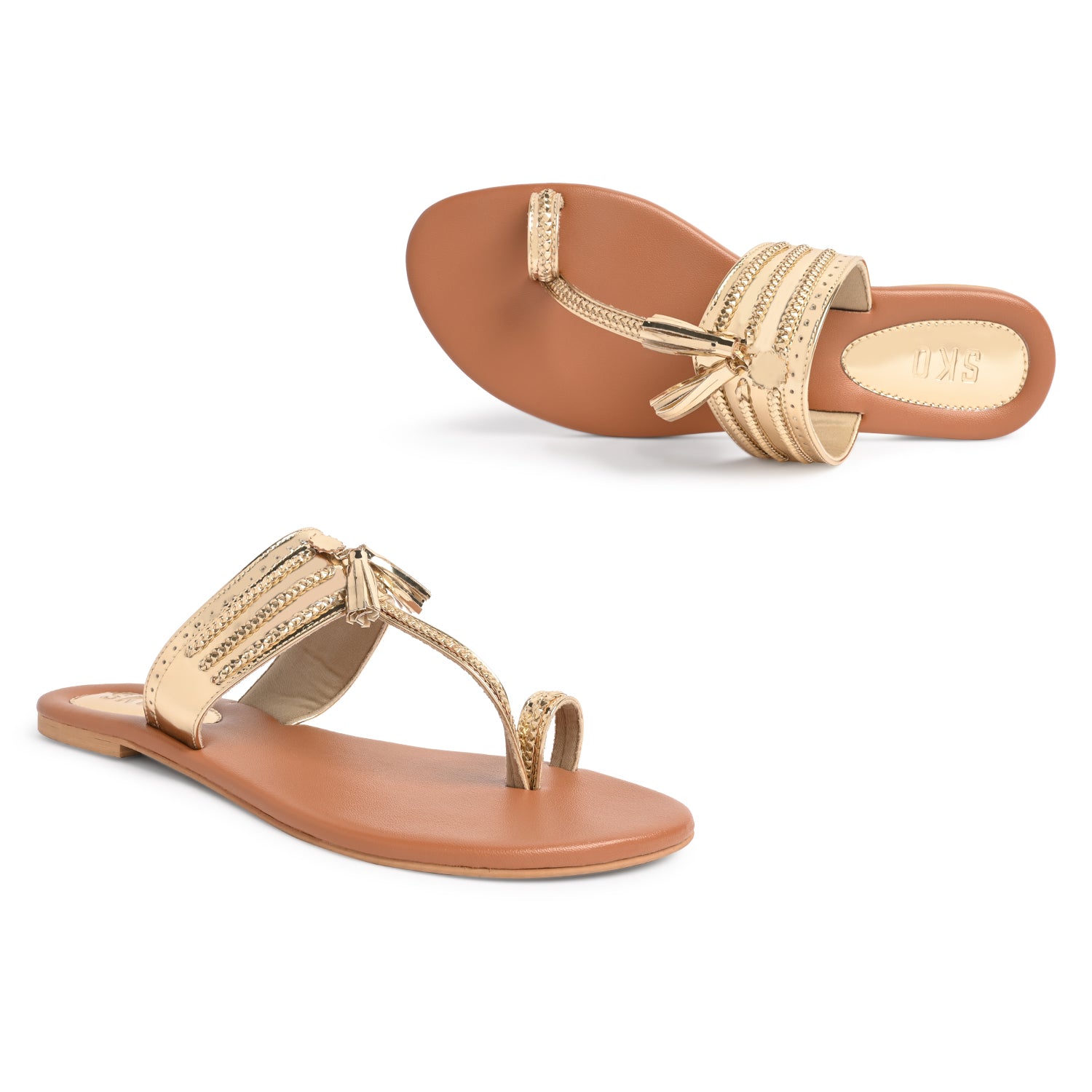 Reflective Gold Kolhapuri Sandals For Women