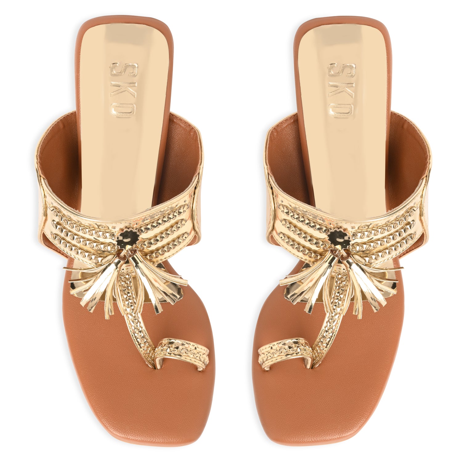 Reflective Gold Kolhapuri Sandals For Women