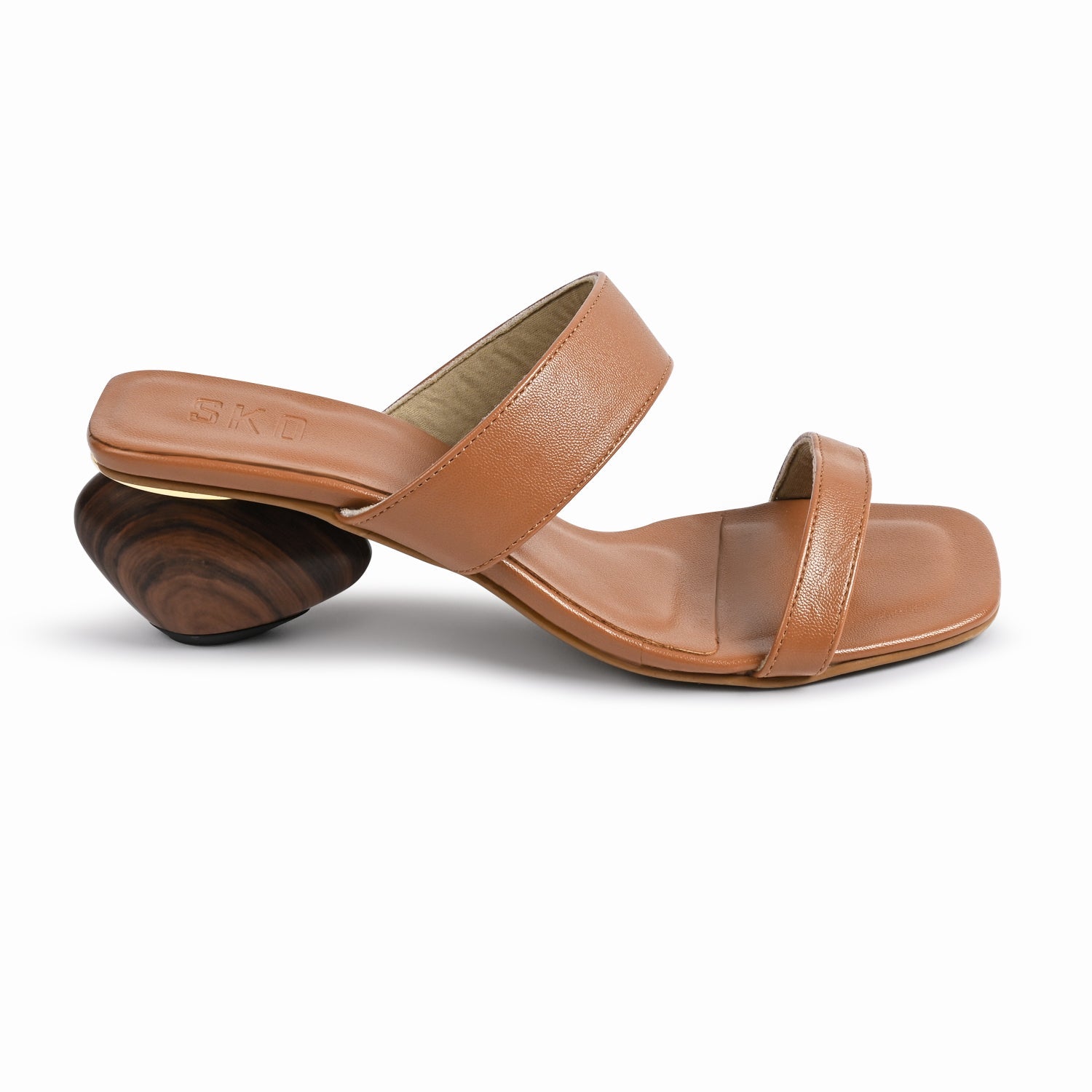 Pebble Heels in Tan