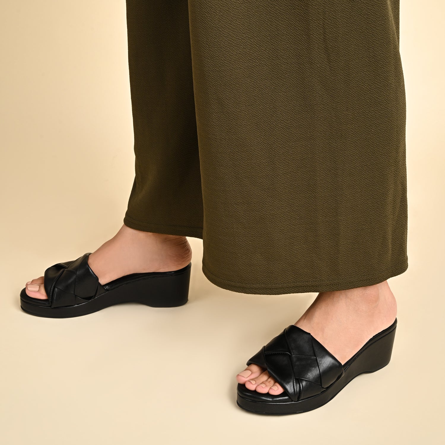 Messina Black Platform Sandals For Women