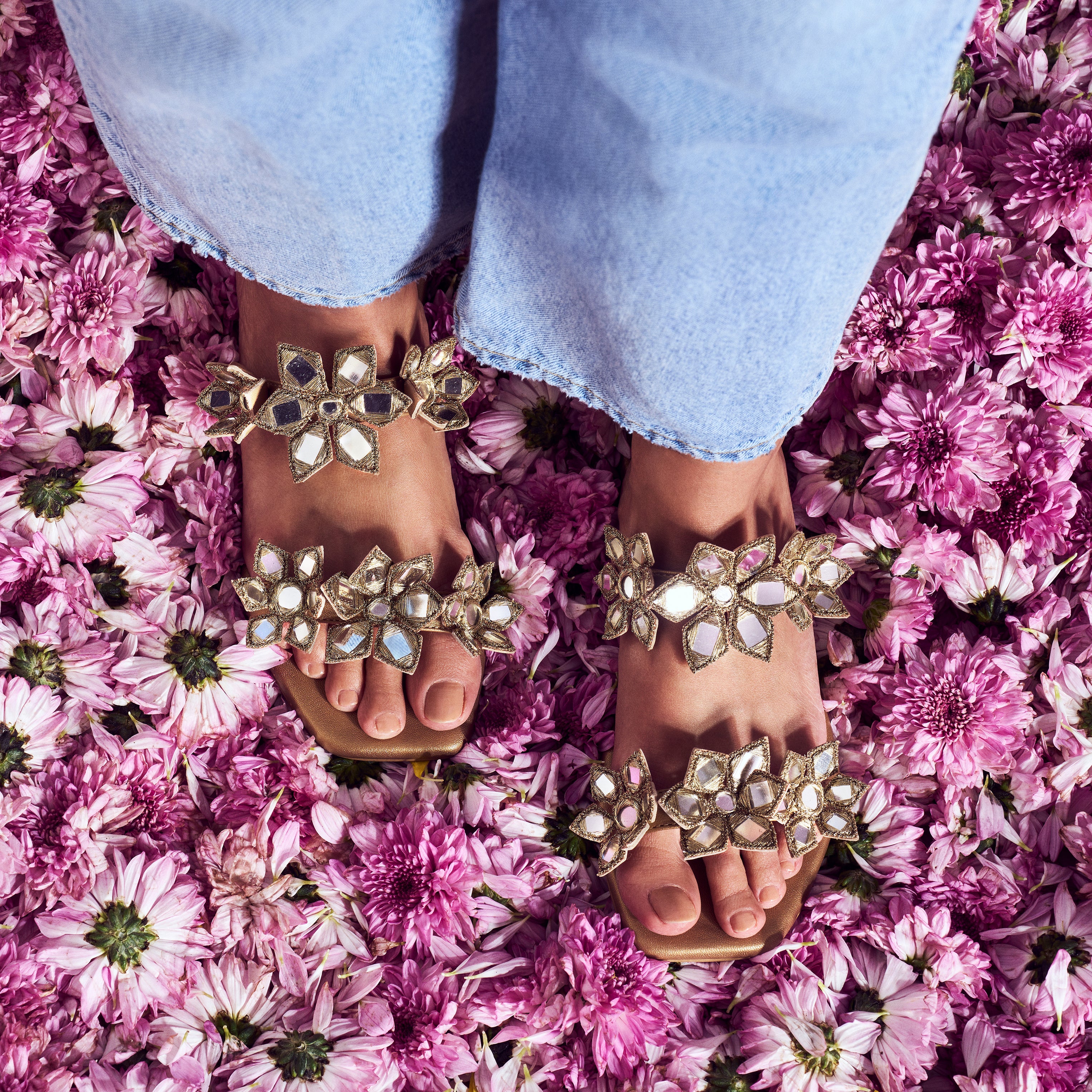 Blooming Flower Gold Flat Sandals For Women